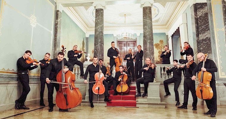 L'ORCHESTRA I SEDICI